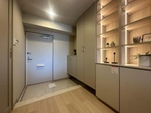 【東京都/文京区音羽】東急ドエル・アルス音羽 玄関：※家具・調度品は含みません。