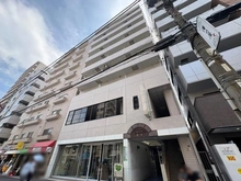 【東京都/文京区根津】イトーピア根津 外観：写真中央