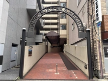 【東京都/文京区本郷】本郷壱岐坂ハイツ アプローチ