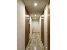 【東京都/渋谷区神宮前】プラウド神宮前 廊下