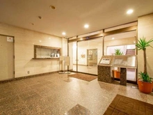 【東京都/千代田区五番町】ドミール五番町 2号棟 エントランス