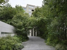 【東京都/港区赤坂】ミッドガーデン赤坂氷川 アプローチ