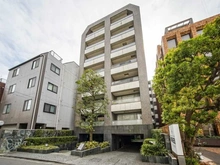 【東京都/千代田区六番町】ガレリアコルテ六番町 外観:写真中央