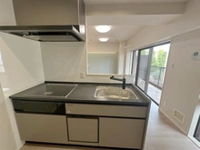 【東京都/千代田区六番町】パレロワイヤル六番町 キッチン