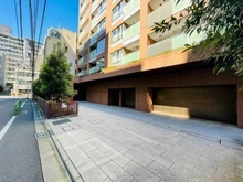 【東京都/港区赤坂】プラウド赤坂 アプローチ