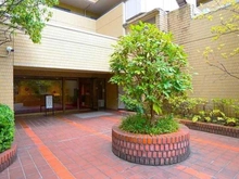 【東京都/千代田区九段南】マートルコート麹町 アプローチ