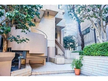 【東京都/千代田区一番町】ニューライフ一番町 アプローチ