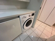 【東京都/渋谷区西原】サンクタス代々木上原 洗面所：（洗濯乾燥機備え付け）