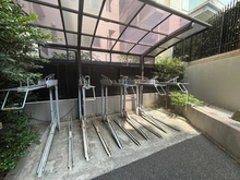 【東京都/港区赤坂】ルシェール赤坂 駐輪場
