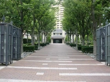 【千葉県/市川市市川南】パークシティ市川 A棟 アプローチ