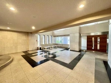 【千葉県/市川市鬼高】ファミール市川ガーデンプラザイースト エントランス