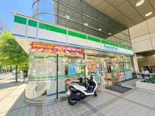 【東京都/港区芝】クレストプライムタワー芝 ファミリーマート芝2丁目店（現地より約270m）：