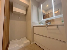 【東京都/港区芝浦】ローレルプラザ田町 洗面室