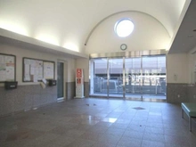 【千葉県/松戸市三ケ月】新松戸ガーデニア エントランス