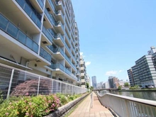 【東京都/港区芝浦】 サンフル芝浦キャナルオーパス 外観：左側