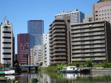 【東京都/港区芝浦】藤和シティホームズ芝浦 外観：写真中央（左から二番目の物件）
