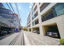 【東京都/港区三田】ファインレジデンス三田 駐車場