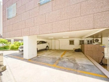 【東京都/目黒区目黒】マンション西目黒苑 404号 駐車場