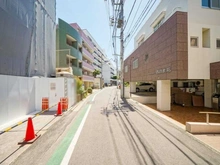 【東京都/目黒区目黒】マンション西目黒苑 404号 前面道路