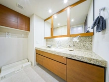 【東京都/品川区東五反田】ザ・パークハウス池田山 洗面室