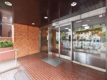 【東京都/目黒区下目黒】ハイホーム目黒 アプローチ