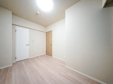 【東京都/品川区上大崎】クレッセント目黒III サービスルーム（約5.1帖）