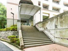 【東京都/新宿区百人町】西戸山タワーホウムズノースタワー アプローチ