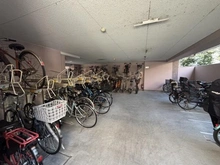 【東京都/練馬区羽沢】ウィングストリーム氷川台コート 駐輪場