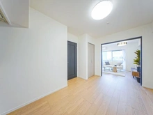 【東京都/目黒区下目黒】ジェイパーク目黒IV サービスルーム（納戸）