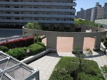 【東京都/江戸川区小松川】さくらマンション小松川 敷地内：中庭