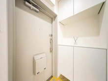 【東京都/品川区上大崎】マンション雅叙苑5号棟 玄関