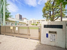【東京都/目黒区下目黒】下目黒シティハウス 目黒区立下目黒小学校（現地より約290m）
