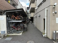 【東京都/品川区小山】コンフォルテハイム西小山 駐輪場