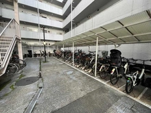 【東京都/目黒区下目黒】ハイネス目黒 駐輪場