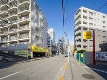 【東京都/目黒区下目黒】ニュー目黒フラワーマンション 前面道路