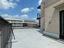 【埼玉県/朝霞市三原】ガーデンコート志木 ルーフバルコニー
