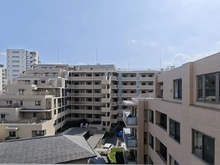 【埼玉県/志木市幸町】パークホームズ志木ステーションレジデンス 眺望：サービスバルコニーより撮影
