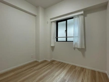 【埼玉県/朝霞市栄町】ライオンズマンション朝霞 洋室:約4.3帖