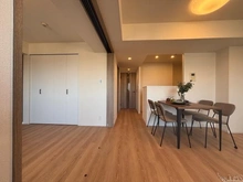 【埼玉県/朝霞市根岸台】ライオンズマンション朝霞根岸台第二 LDK：(左)洋室