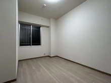 【埼玉県/富士見市鶴瀬東】コスモ鶴瀬ステーションスクエア サービスルーム（納戸）