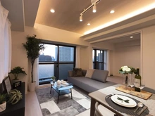 【埼玉県/朝霞市本町】ハイホーム朝霞本町 LDK：約12.8帖
※家具・調度品は本体価格に含まれません。