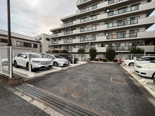 【埼玉県/朝霞市本町】クリオ朝霞壱番館 駐車場