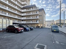 【埼玉県/和光市白子】新成増ハイツ 駐車場