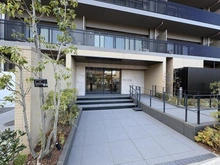 【東京都/練馬区北町】イニシア練馬北町アベニュー アプローチ