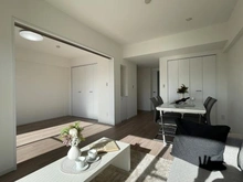 【埼玉県/ふじみ野市亀久保】アーベインふじみ野キッズプレース LDK：左：洋室