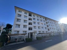 【埼玉県/志木市館】志木ニュータウン南の森壱番街 1号棟 外観：写真中央