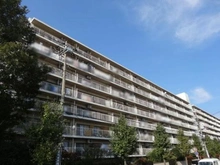 【埼玉県/入間郡三芳町みよし台】みよしみずほ台サンライトマンション A棟 外観