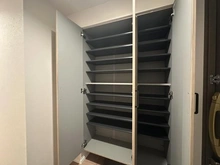 【埼玉県/朝霞市泉水】ライオンズヒルズ朝霞台 下足入れ