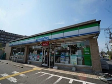 【埼玉県/和光市白子】DIKマンション和光 D棟 ファミリーマート　和光諏訪店（現地より約250m）
