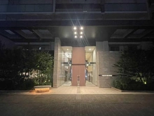 【埼玉県/志木市本町】プラウドシティ志木本町 パークフロントコート エントランス